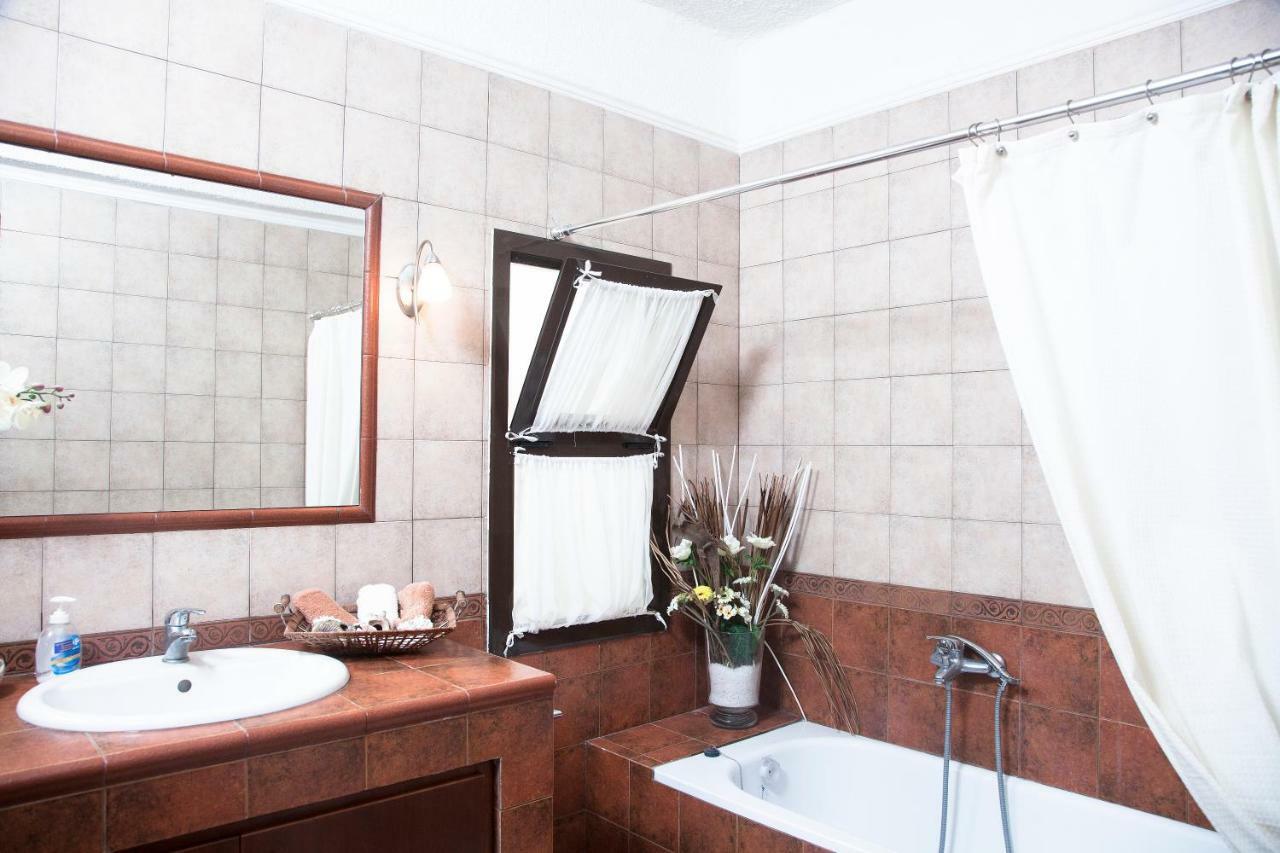 Elani Beautiful Villa Siviri Bagian luar foto